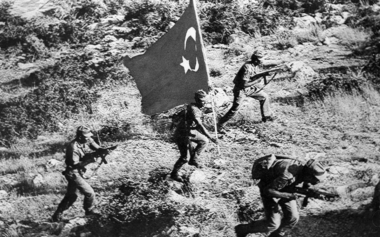 Κύπρος: 52 χρόνια από την εισβολή της Τουρκίας – Το χρονικό των δραματικών ημερών της 20ής Ιουλίου 1974