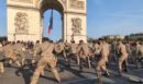 Παρίσι: Εντυπωσιακό χάκα από τα υπερπόντια γαλλικά στρατεύματα στην Αψίδα του Θριάμβου - ΒΙΝΤΕΟ
