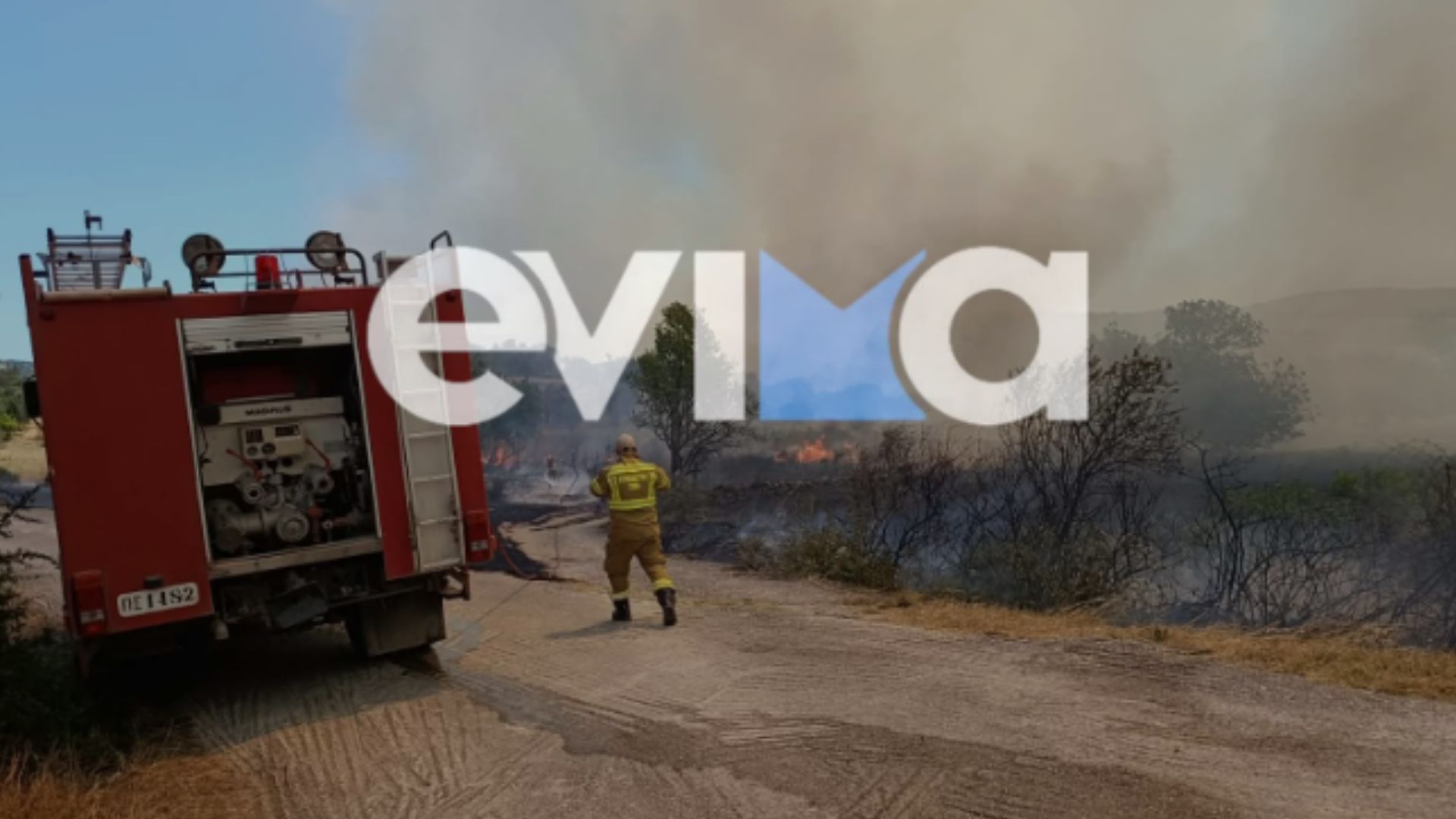 Φωτιά στο Αλιβέρι: Ήχησε το 112 – Εκκενώνεται η περιοχή Προφήτης Ηλίας