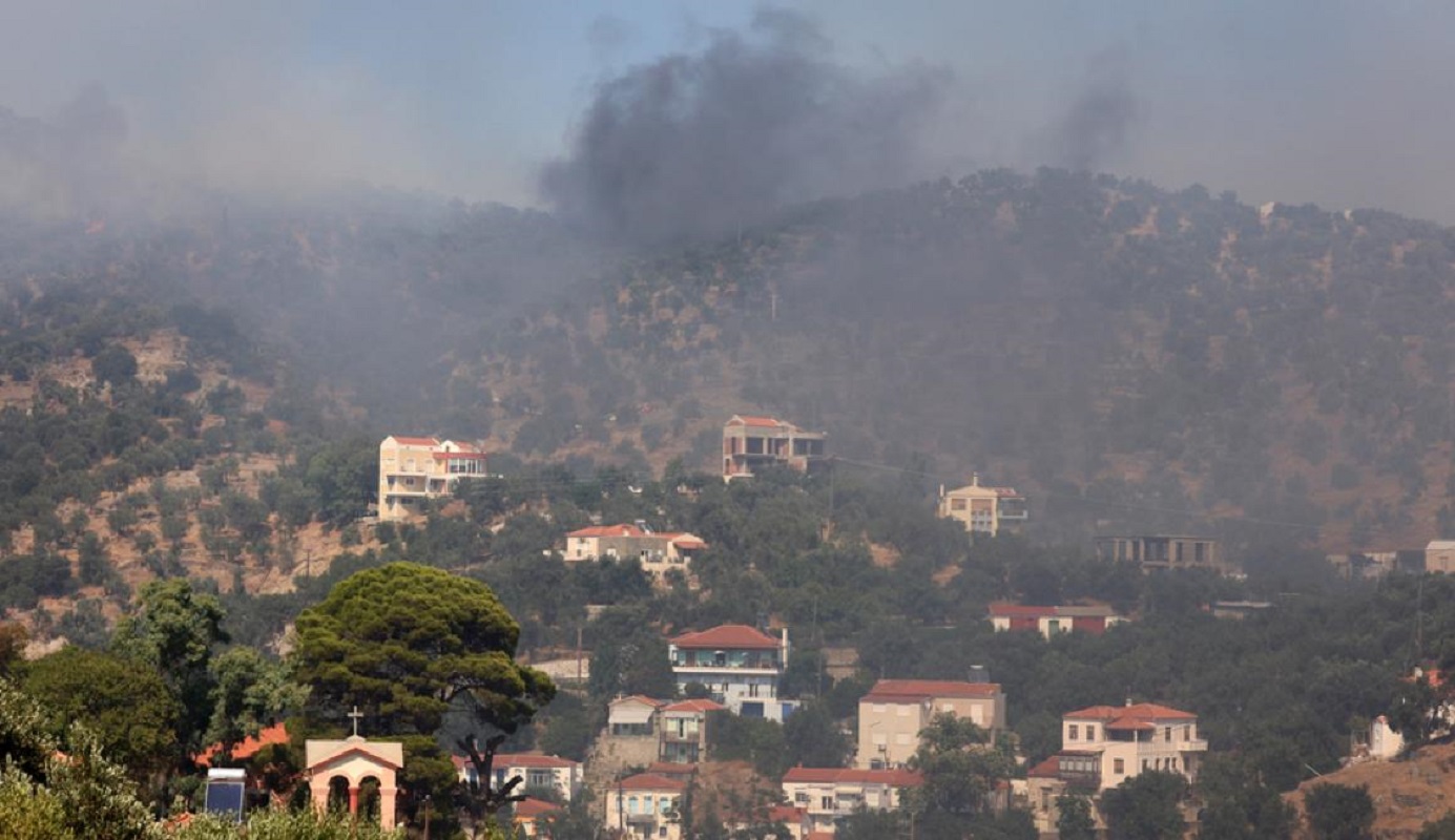 Μάχη με τις φλόγες στο Πλωμάρι της Λέσβου – Δύο τα μέτωπα της πυρκαγιάς – ΦΩΤΟ και ΒΙΝΤΕΟ