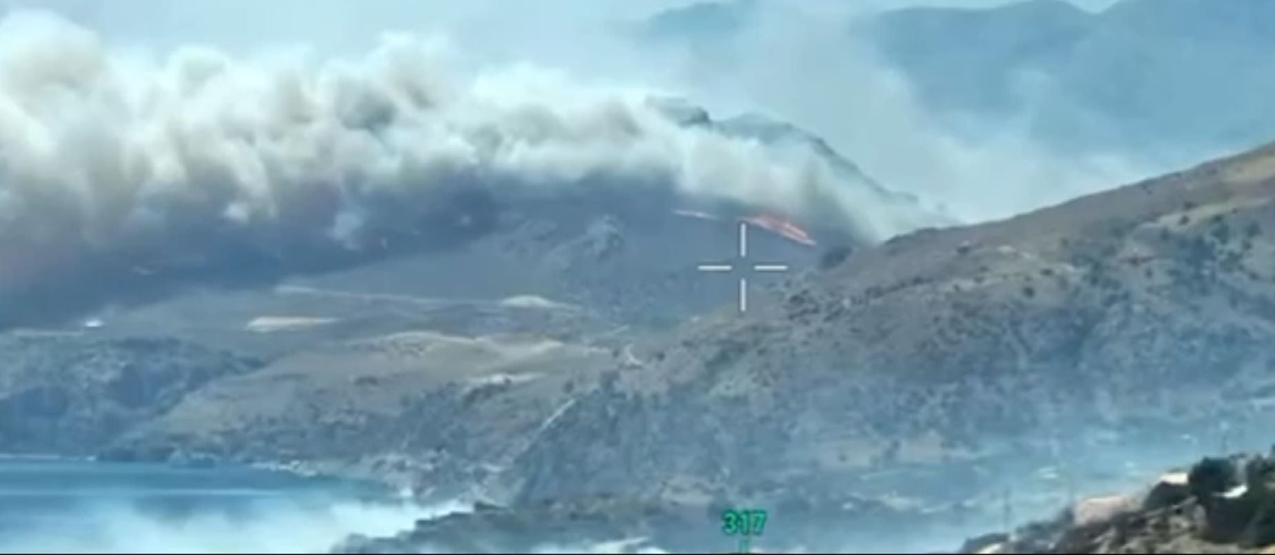 Εντυπωσιακό βίντεο από drone της Πυροσβεστικής από τη φωτιά στον Ασώματο Ρεθύμνου