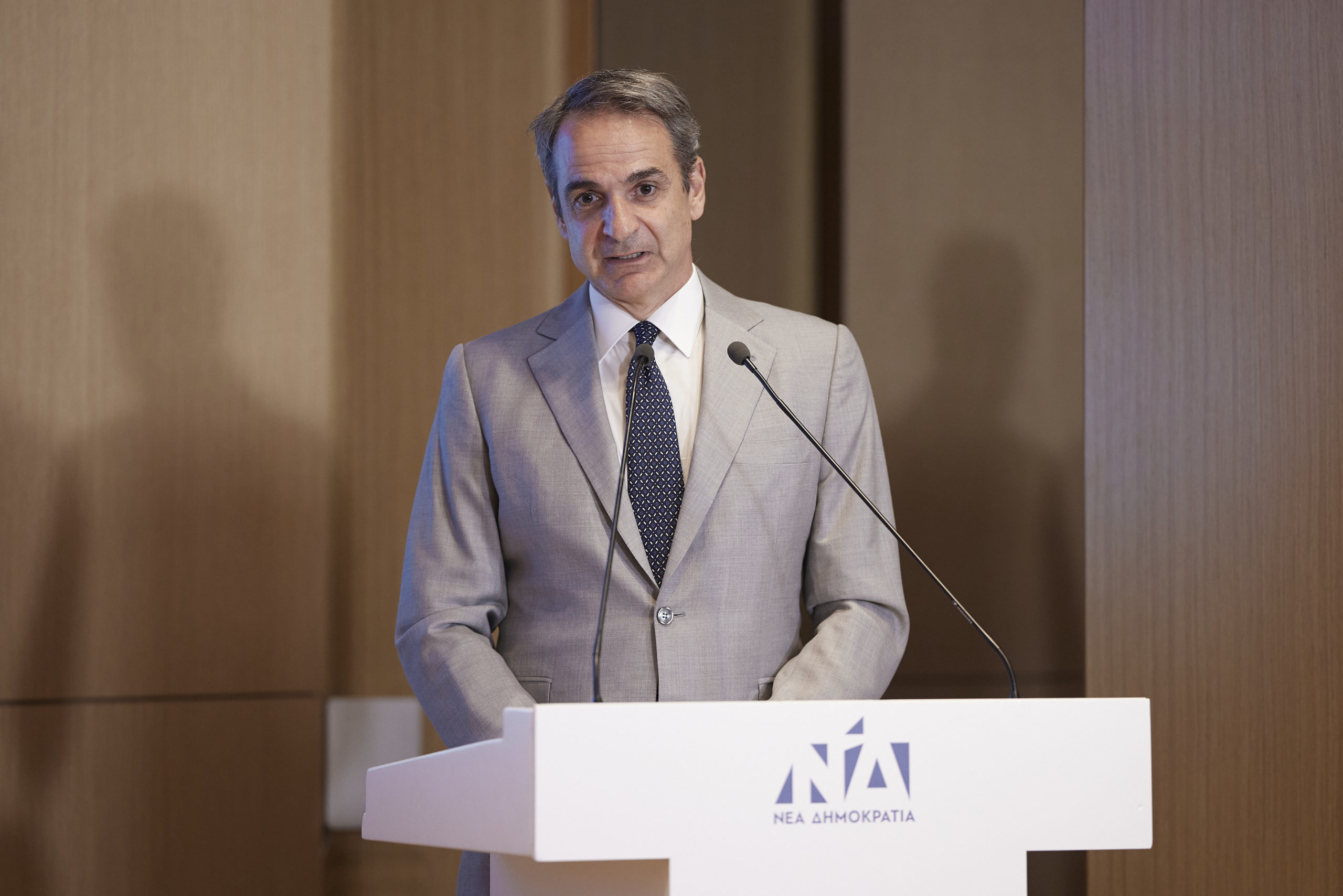Μητσοτάκης για τις βομβιστικές επιθέσεις σε στελέχη της ΝΔ: «Μηδενική ανοχή στην τρομοκρατία, θα τους οδηγήσουμε στη Δικαιοσύνη»