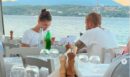 Ελλάδα «δαγκωτό» ψηφίζει ο Τζάστιν Μπίμπερ - Μετά το Κρανίδι εθεάθη με τη σύζυγό του, Χέιλι στις Σπέτσες - ΒΙΝΤΕΟ - ΦΩΤΟ