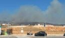 Συνεχίζεται η μάχη με τις φλόγες στην Πάρο - Με αεροσκάφος σπεύδουν στο νησί και 20 πυροσβέστες από την Ελευσίνα - ΦΩΤΟ και ΒΙΝΤΕΟ