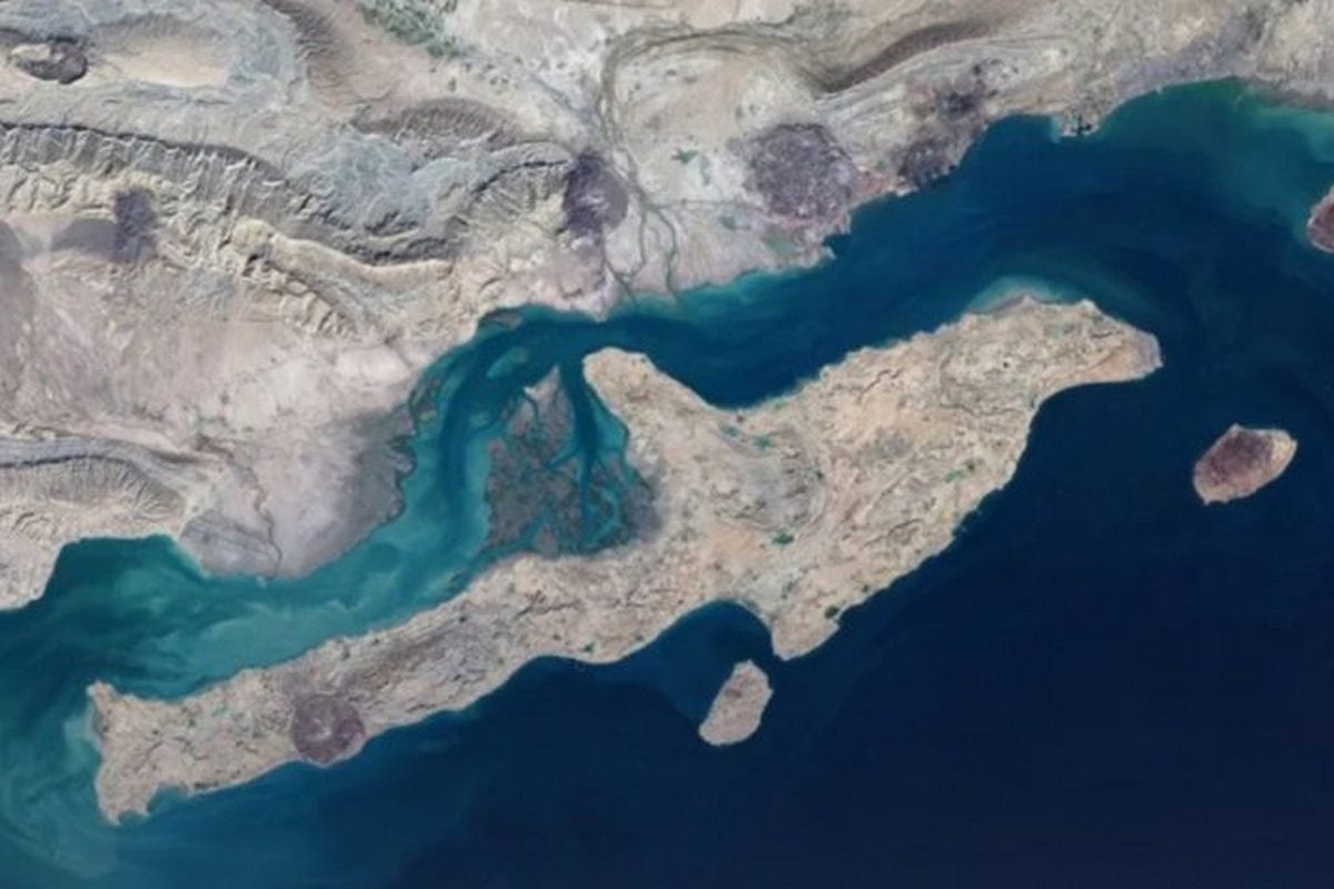 Ιράν: Αναφορές για νέες εκρήξεις σε Κεσμ και Χαργκ
