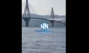 Αυτοκίνητο τυλίχθηκε στις φλόγες πάνω στη γέφυρα Ρίου-Αντιρρίου - Δείτε βίντεο