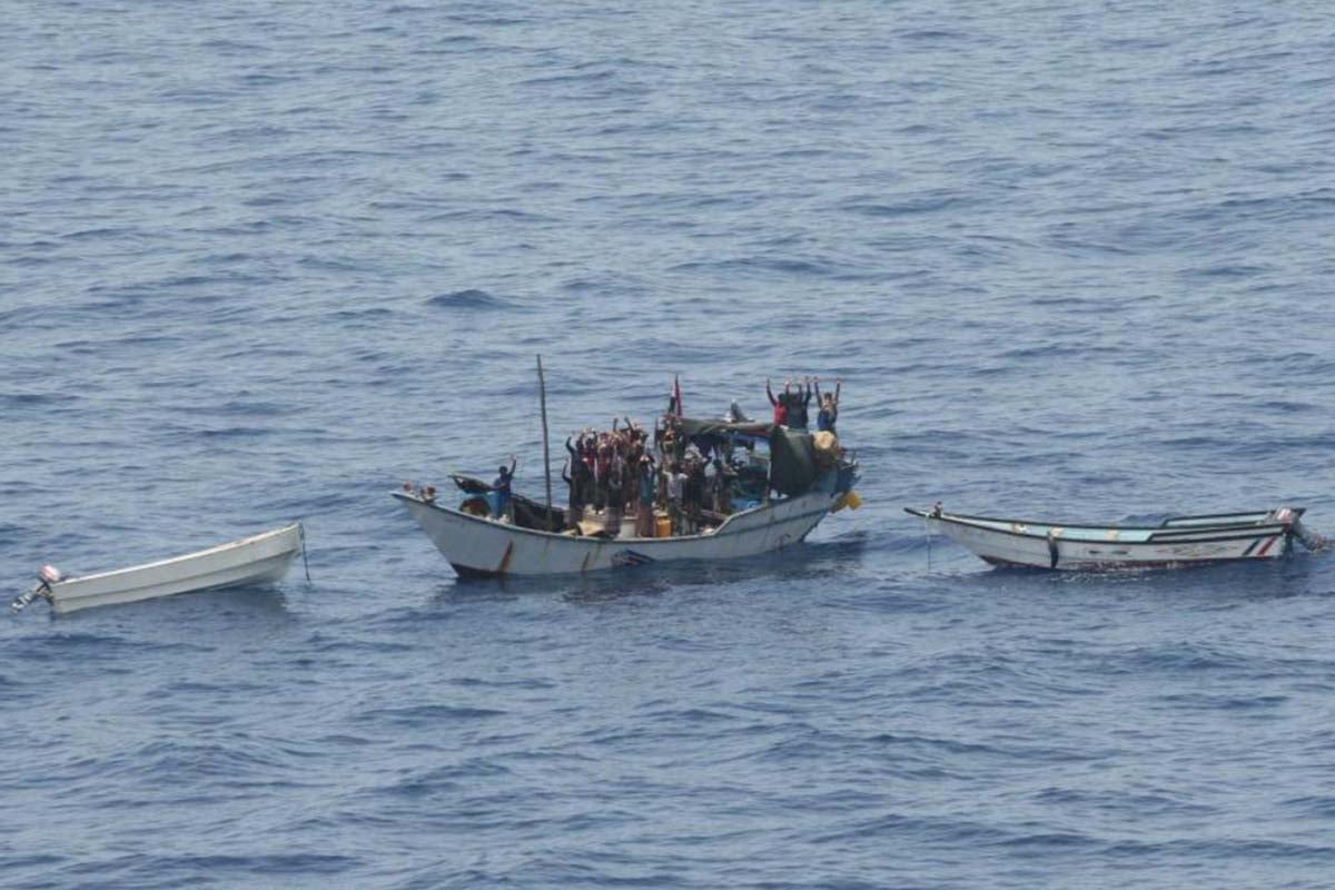 Θρίλερ στον Κόλπο του Άντεν: Δεξαμενόπλοιο φέρεται να καταλήφθηκε από Σομαλούς πειρατές