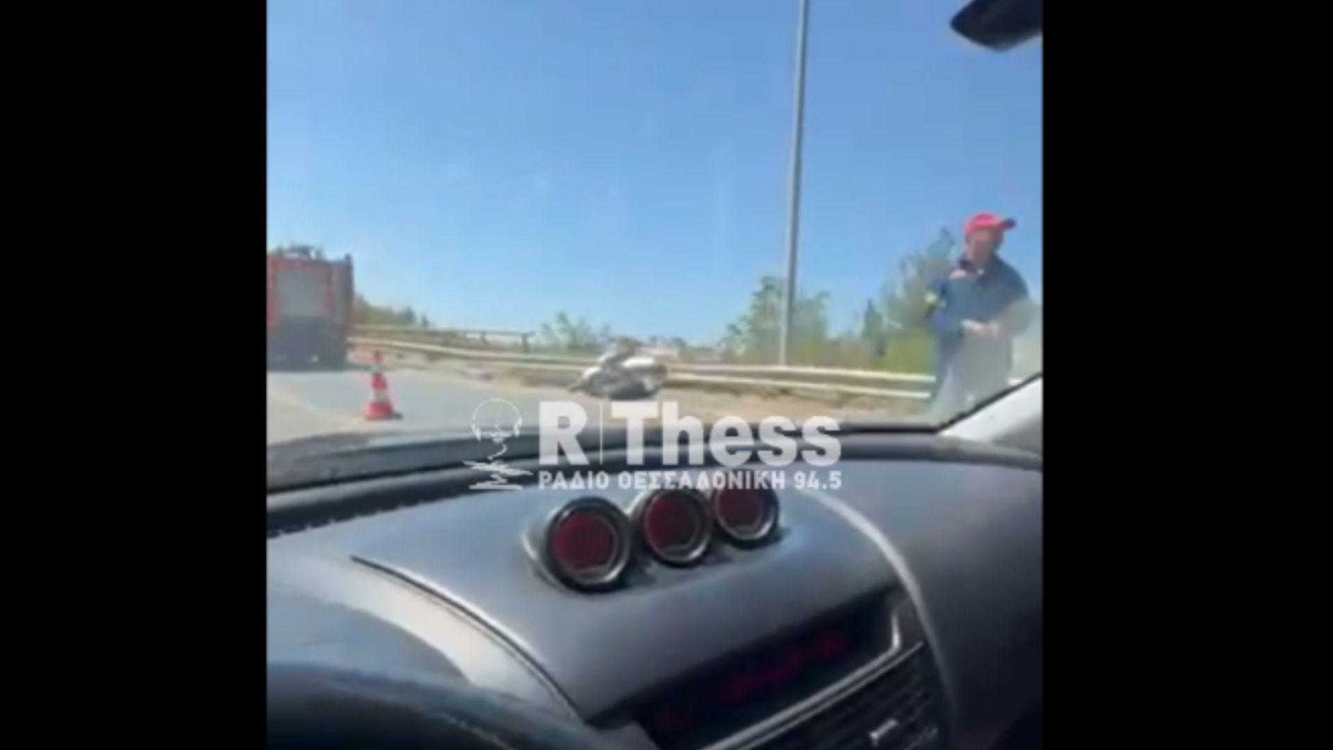 Σοβαρό τροχαίο με μηχανή στη Θεσσαλονίκη – Διασωληνωμένη η οδηγός