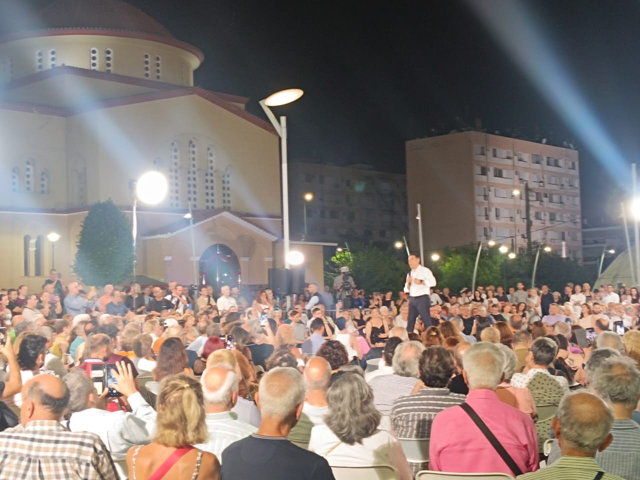 Αλέξης Τσίπρας, Περιστέρι, ΕΛΑΣ