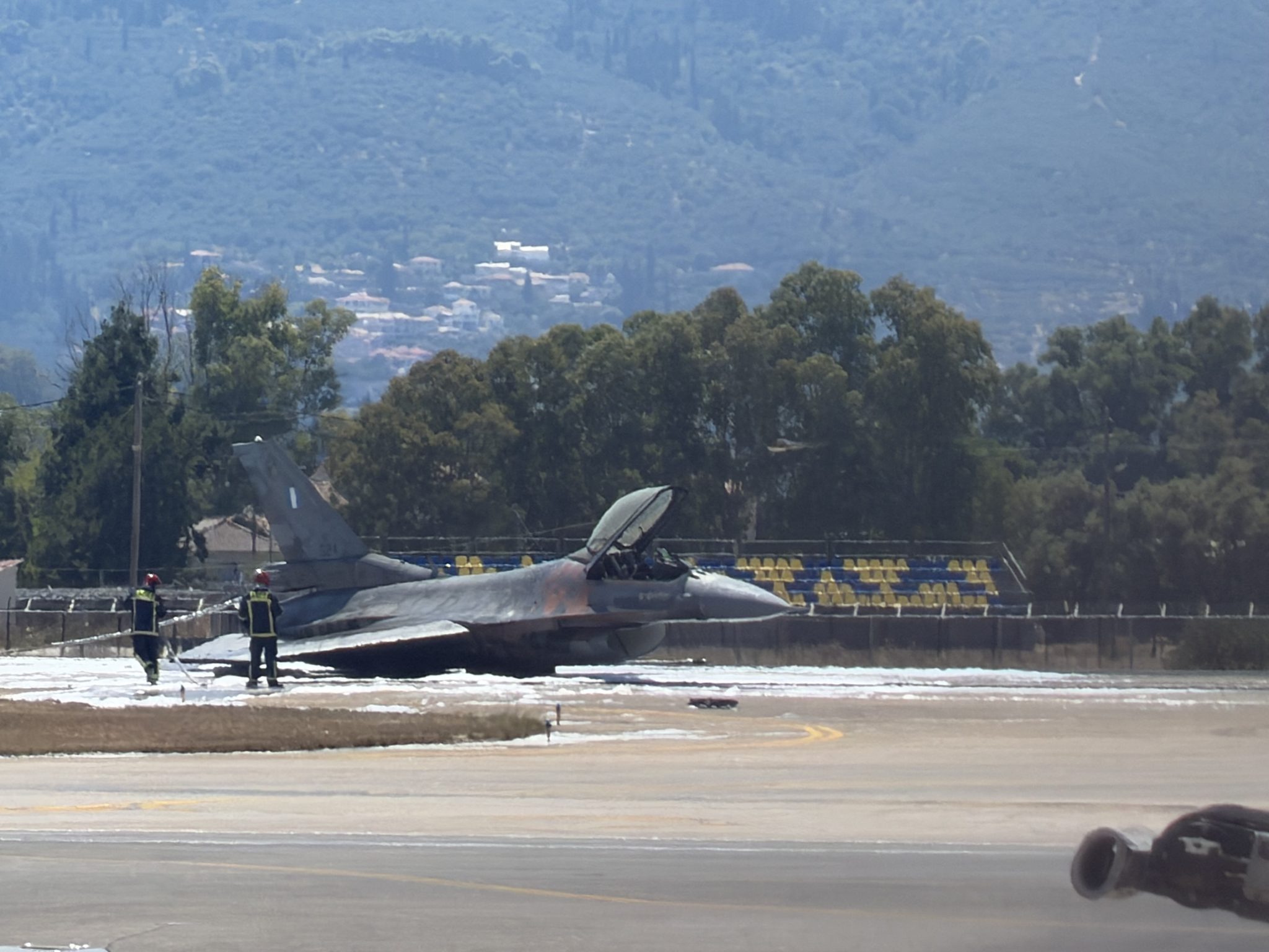 Ζάκυνθος, F-16, αναγκαστική προσγείωση