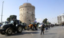 Θεσσαλονίκη: Στον Λευκό Πύργο με τα τρακτέρ τους οι αγρότες την ημέρα των εγκαινίων της 90ής ΔΕΘ