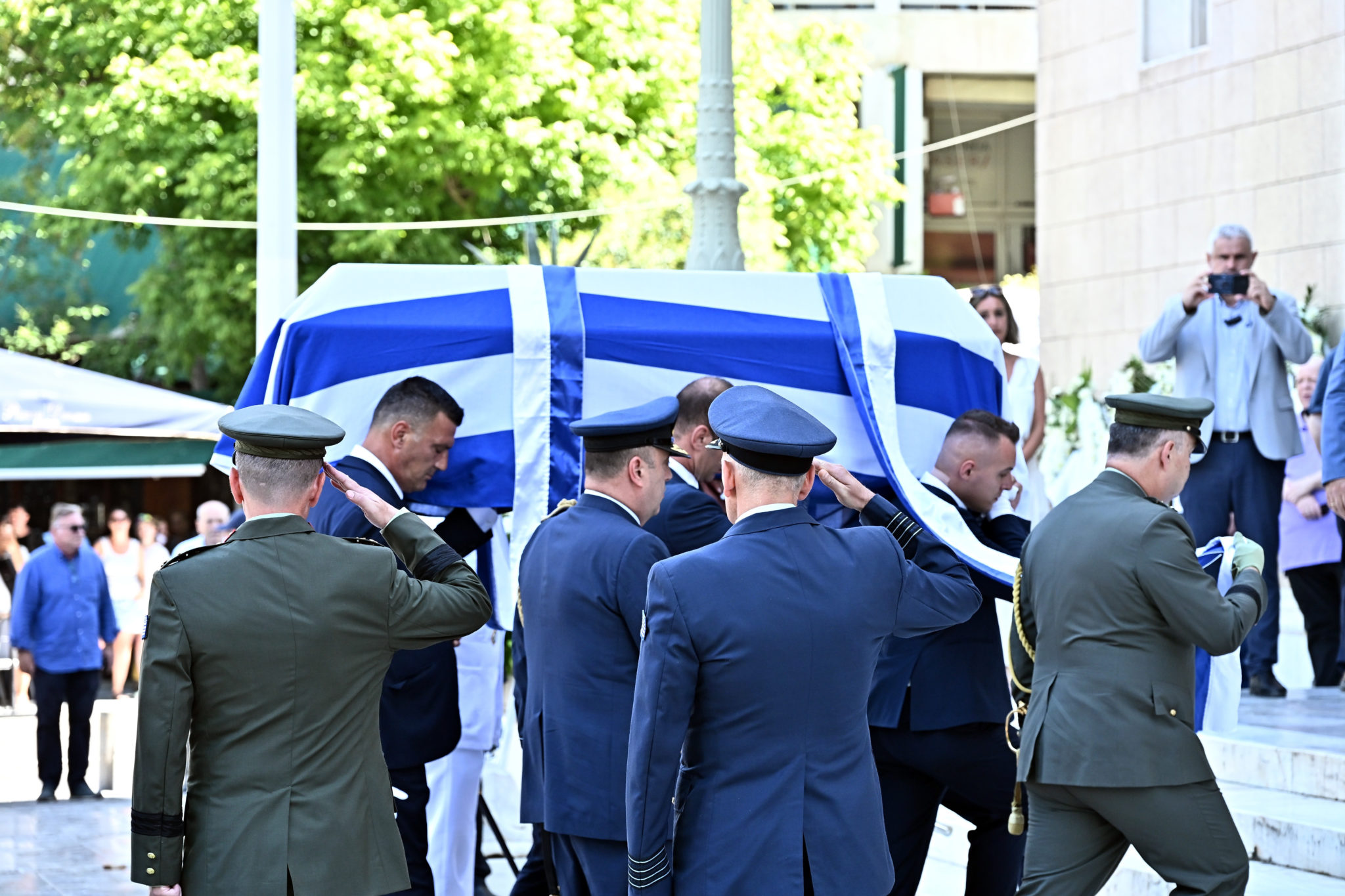 Γιάννης Βαρβιτσιώτης κηδεία