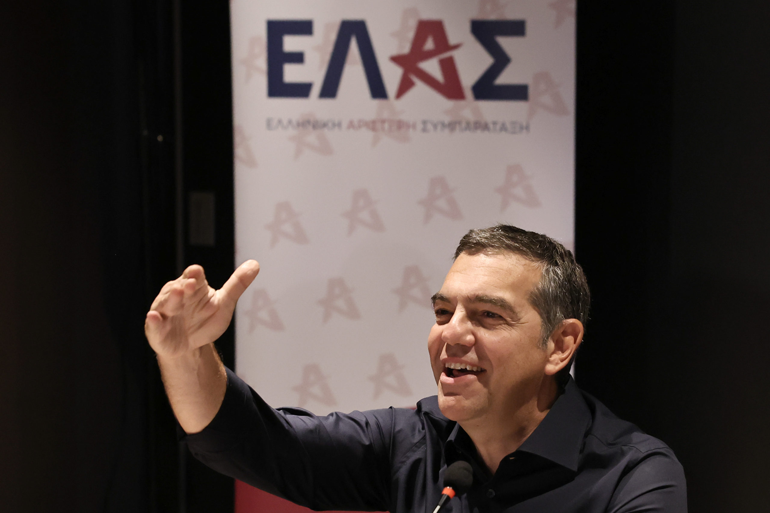 Τσίπρας: «Ετοιμαζόμαστε όχι μόνο να δώσουμε τη μάχη αλλά και για να κυβερνήσουμε την επόμενη μέρα»