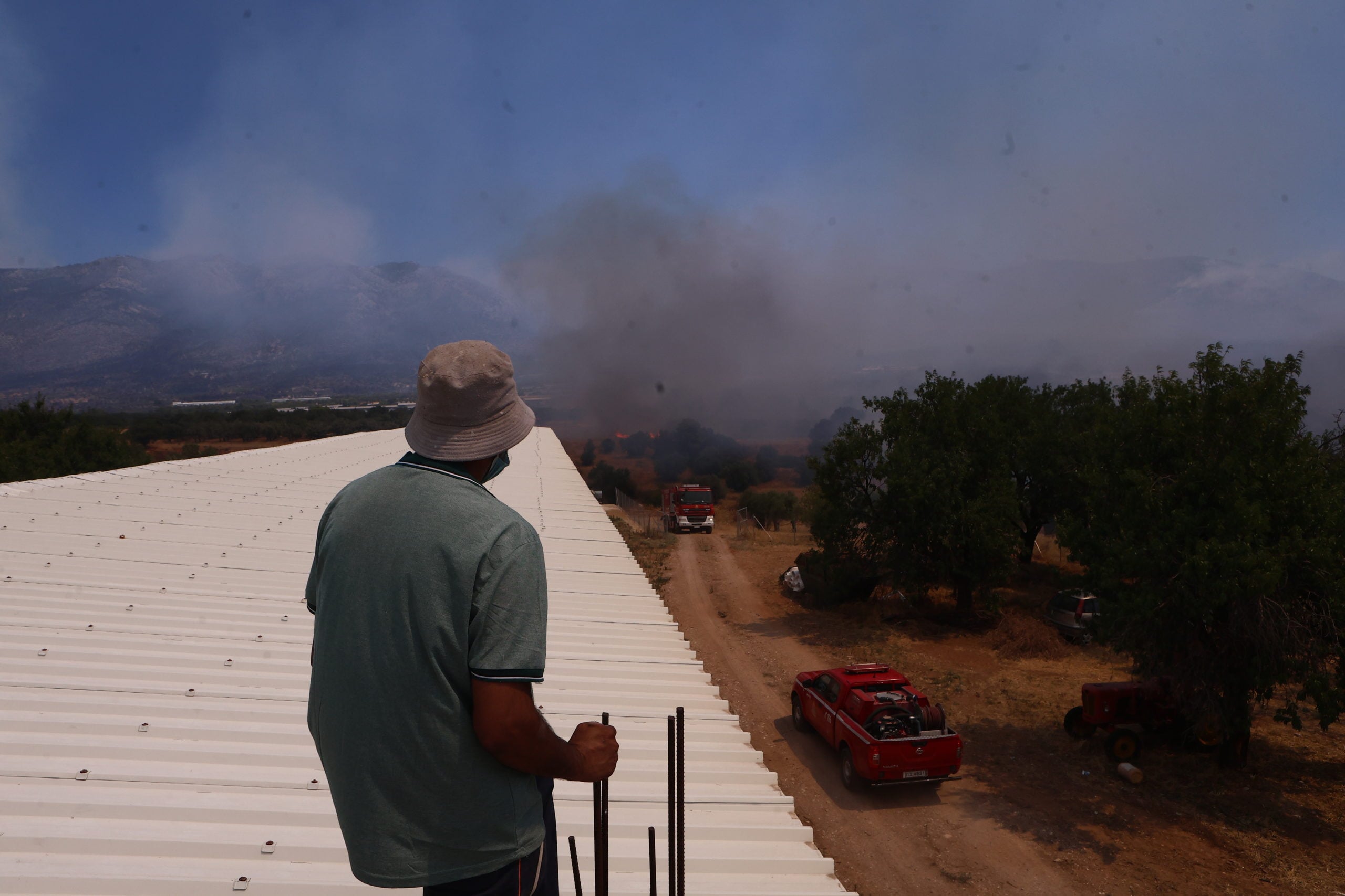 Φωτιά στη Δυτική Αττική: Σε ισχύ έκτακτες κυκλοφοριακές ρυθμίσεις – Πού γίνονται εκτροπές