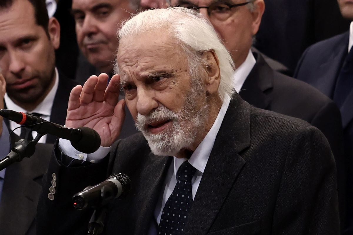 Ο πολιτικός και ακαδημαϊκός κόσμος αποχαιρετά τον Κωνσταντίνο Τσουκαλά