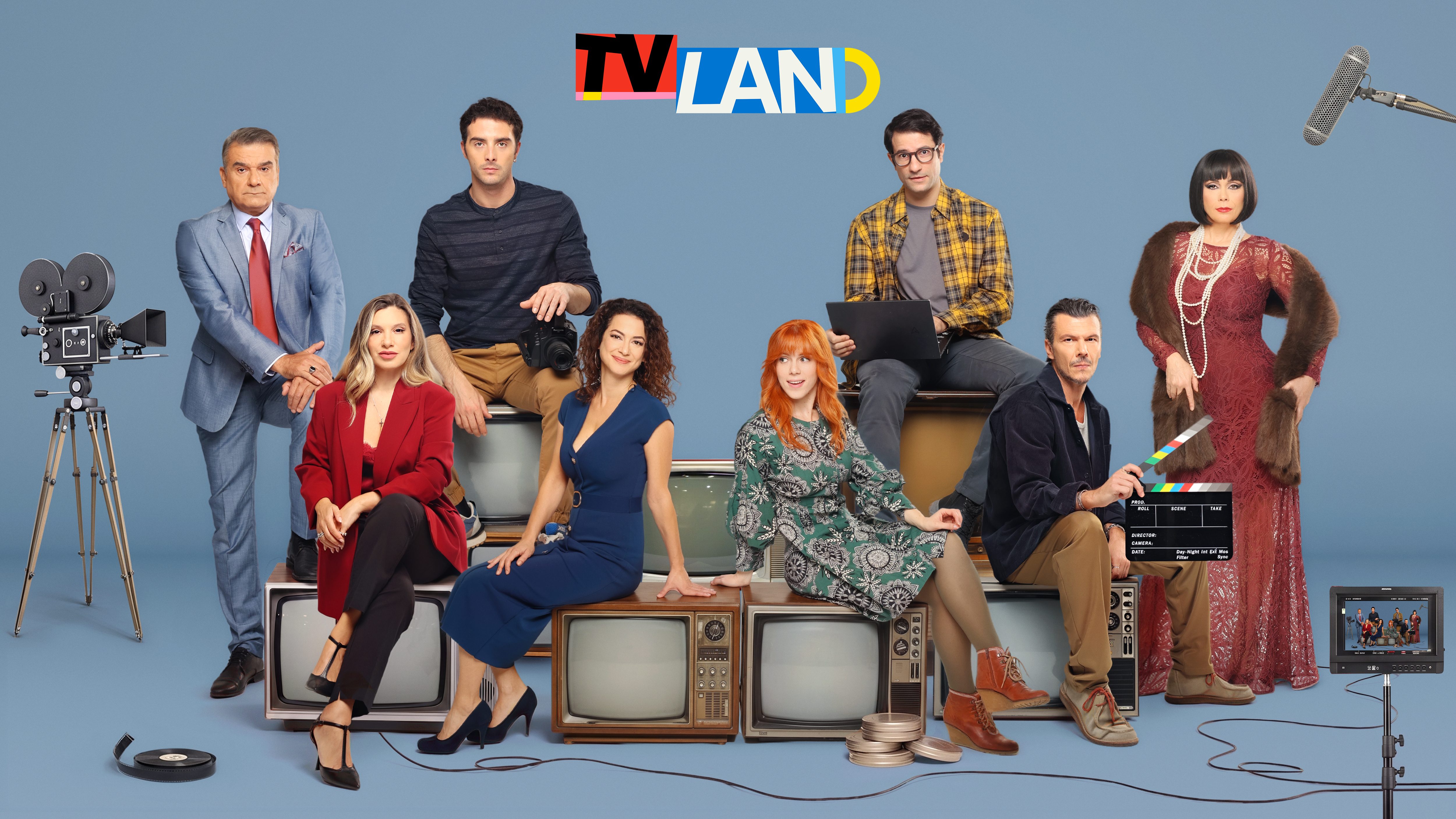 «TV Land»: Η νέα κωμική σειρά της ΕΡΤ έρχεται… από τα παρασκήνια