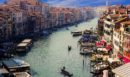Βενετία: Δελφίνι κολυμπά ανάμεσα στις γόνδολες – ΒΙΝΤΕΟ