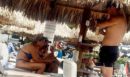 Οργή στην Κολομβία: Στην παραλία για διακοπές ο υπουργός Στεγαστικής Πολιτικής μετά τον φονικό σεισμό - «Επέστρεψα αμέσως»