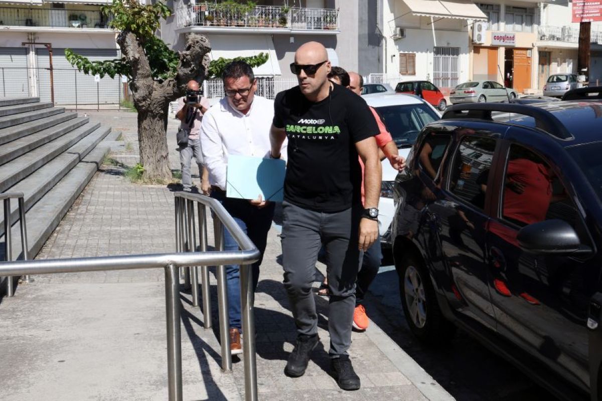 Ο Δήμαρχος Στυλίδας στα δικαστήρια για τη φωτιά στην Βοιωτία