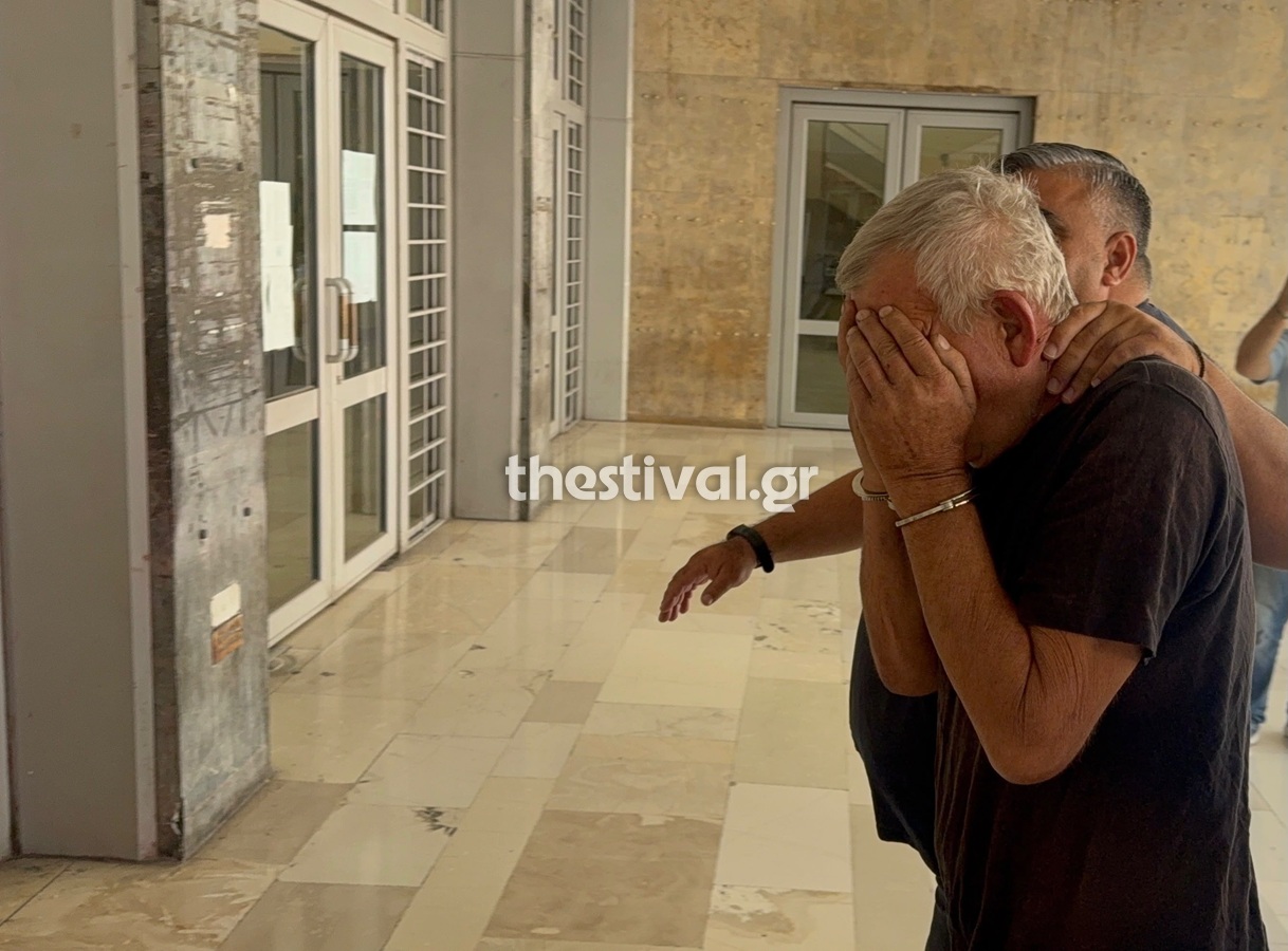 Θεσσαλονίκη: Προθεσμία να απολογηθεί την Παρασκευή (14/8) πήρε ο 59χρονος για τις 6 πυρκαγιές στη Σίνδο – ΒΙΝΤΕΟ ντοκουμέντο από τη δράση του