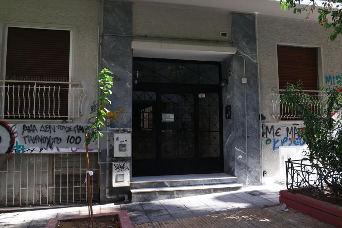 Νεκρό έμβρυο σε βαλίτσα στην Κυψέλη: Εντοπίστηκαν σημάδια στη σορό – Ανοιχτό το ενδεχόμενο εγκληματικής ενέργειας