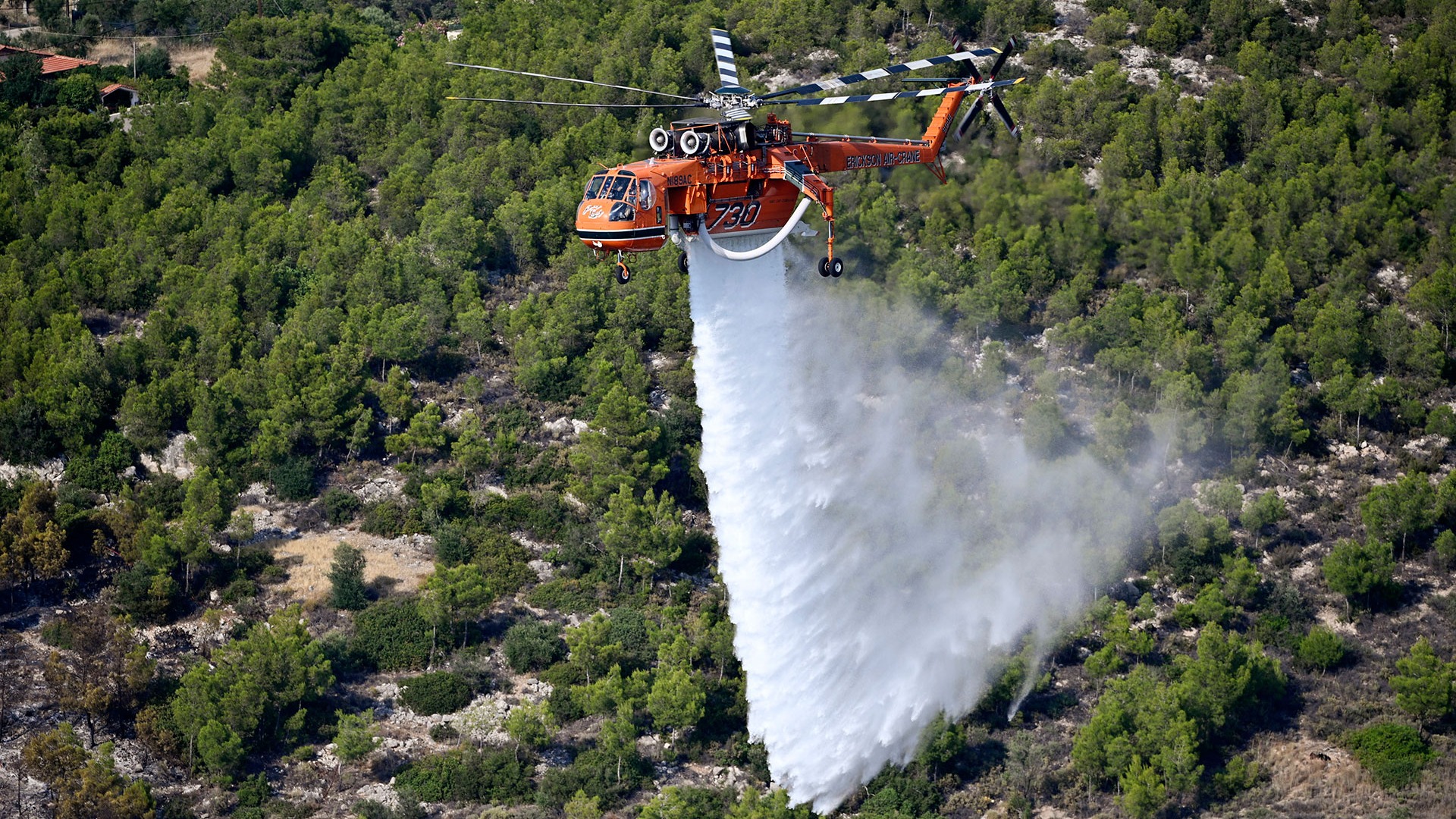 Φωτιά στην Ηγουμενίτσα – Καίει σε χαμηλή βλάστηση στην περιοχή Κορυτιανή