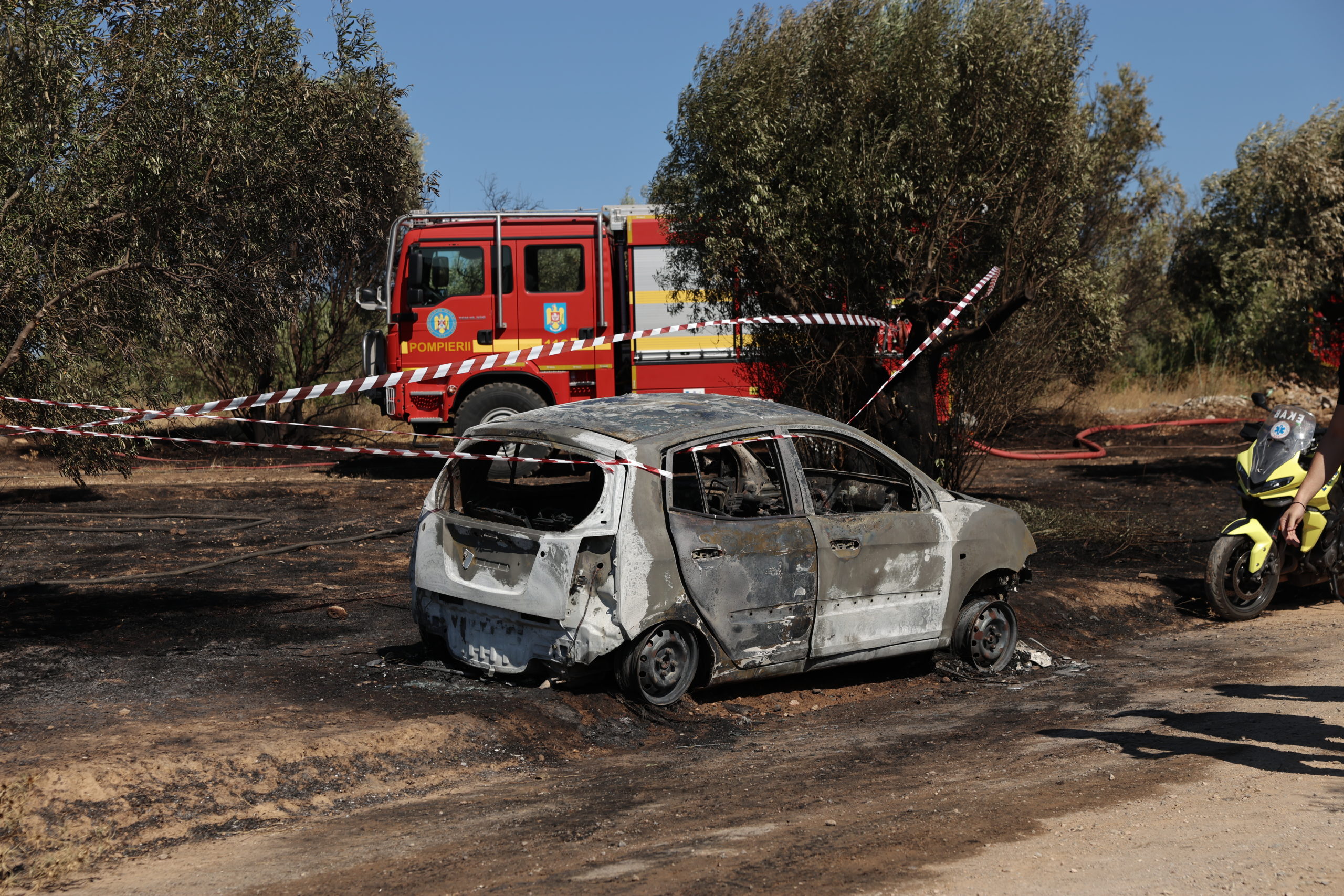 Φωτιά, Σπάτα, καμένο αυτοκίνητο