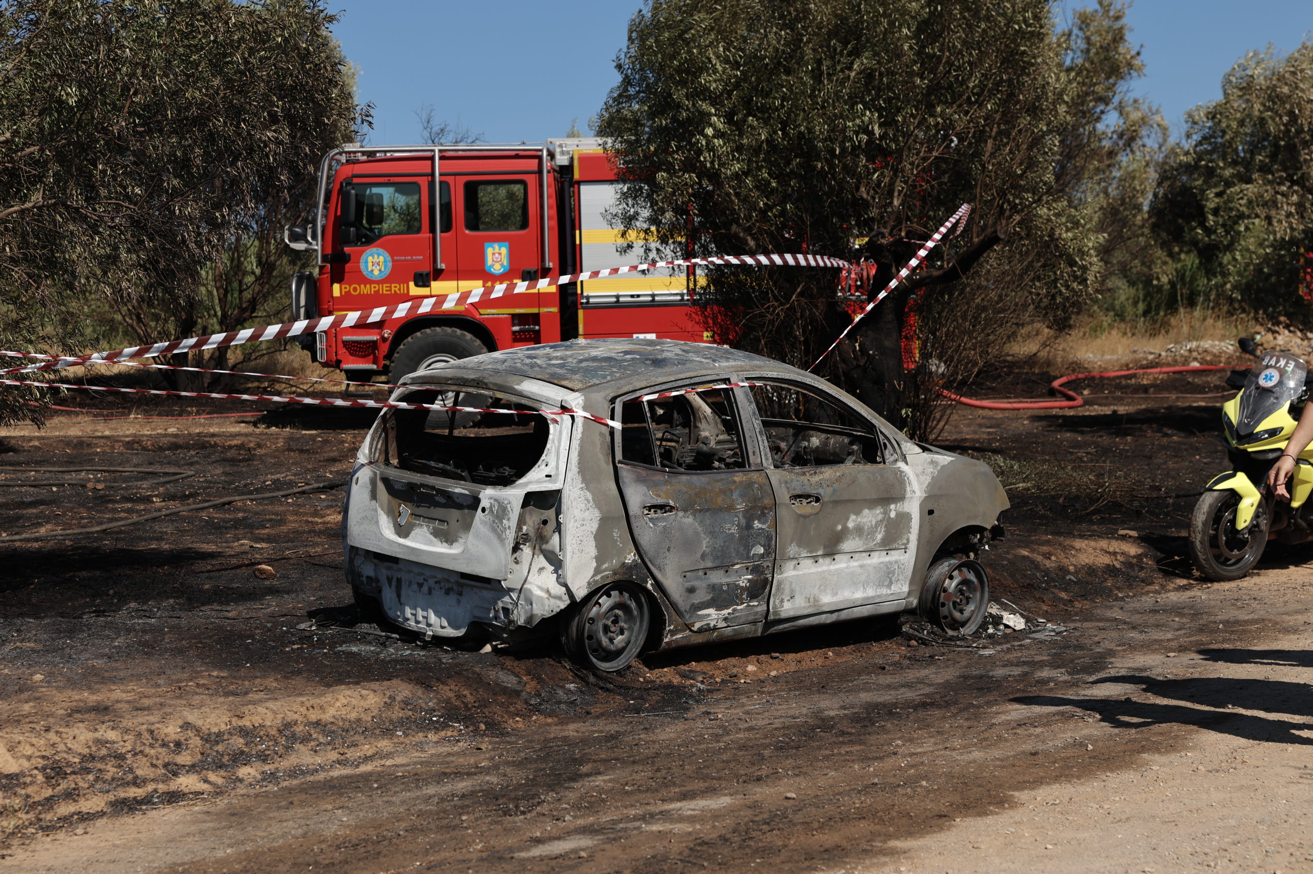 Φωτιά, Σπάτα, καμένο αυτοκίνητο