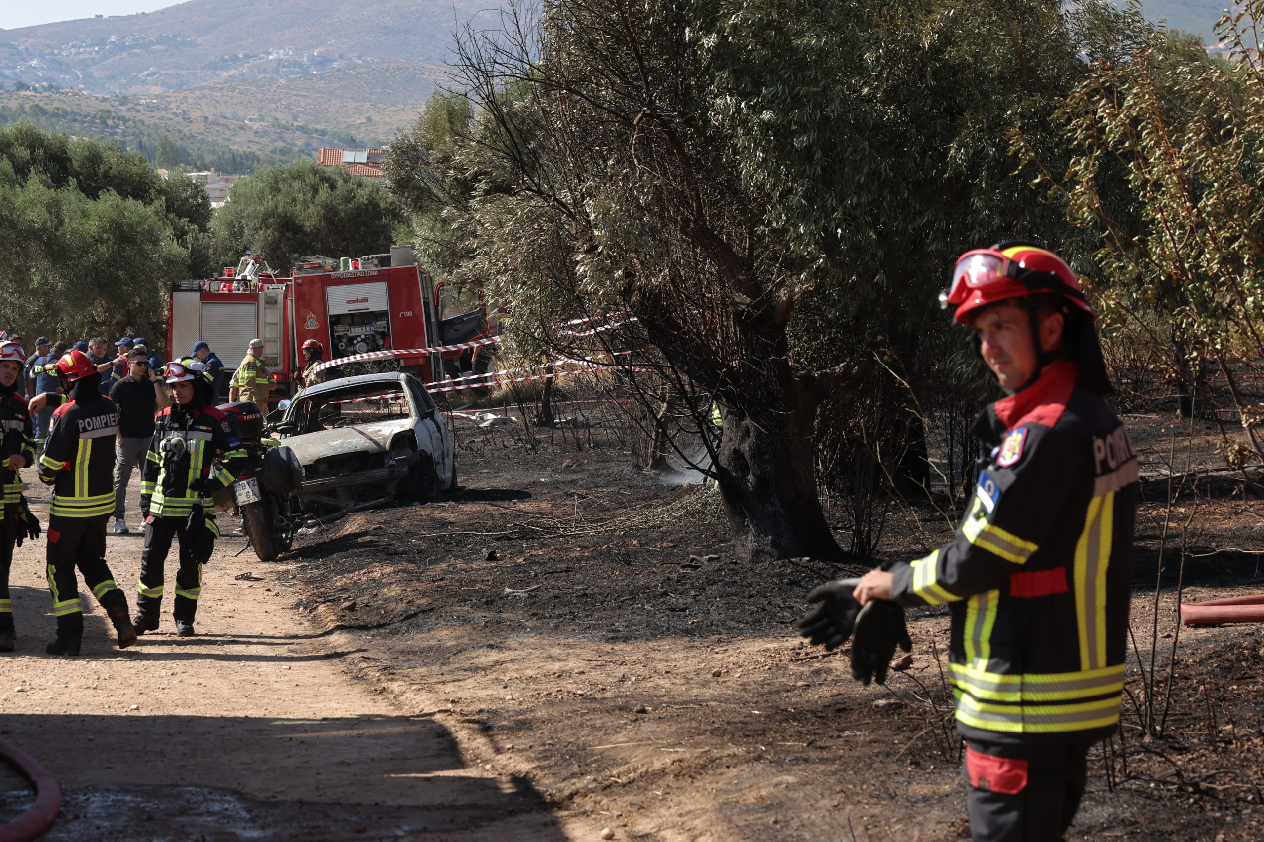 Φωτιά, Σπάτα, καμένο αυτοκίνητο