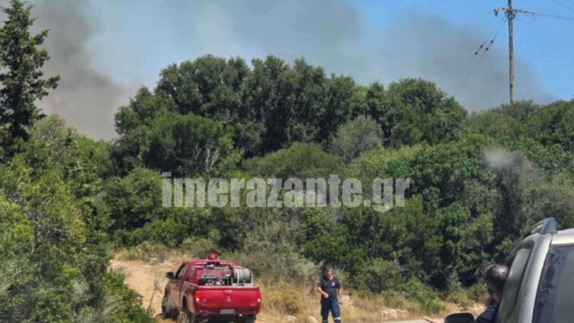 Φωτιά στη Ζάκυνθο: Νέο μήνυμα του 112 – Εκκενώνεται η περιοχή Ελιές