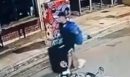 Κυψέλη: Η στιγμή που ο 26χρονος μεταφέρει τη βαλίτσα με τη νεκρή Βρετανίδα - Τα παραπλανητικά μηνύματα και τα στοιχεία που τον «έκαψαν»