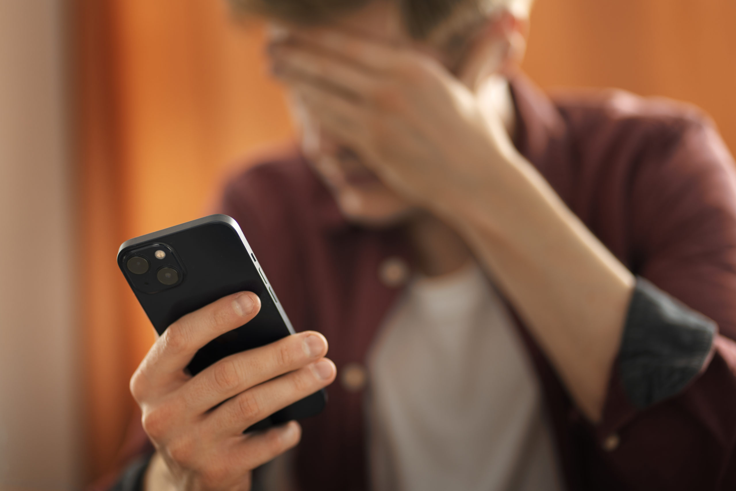 Απάτη, SMS, smartphone