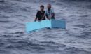 Μεξικό: Δύο ψαράδες βρέθηκαν ζωντανοί μέσα σε φορητό ψυγείο έπειτα από 5 μέρες στον Ειρηνικό - BINTEO