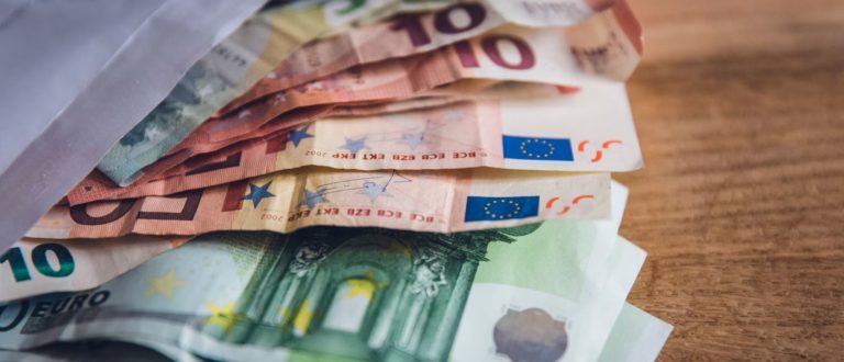e-ΕΦΚΑ και ΔΥΠΑ: Ποιοι πληρώνονται από αύριο