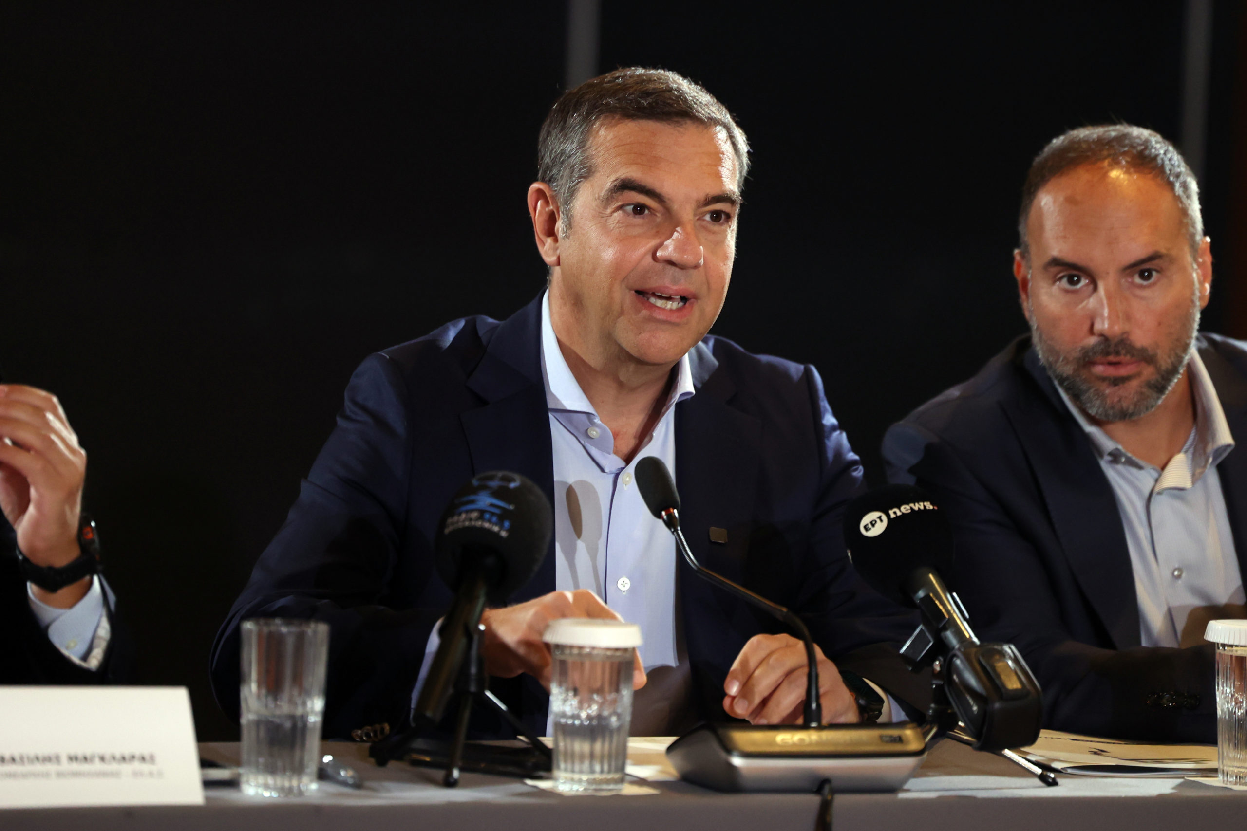 Τσίπρας: Η συσσώρευση ολιγοπωλίων ένα από τα μεγαλύτερα ζητήματα που απασχολούν την αγορά και τη μικρομεσαία επιχειρηματικότητα