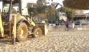 «Ράβε-ξήλωνε» και πάλι στη Χαλκιδική: Μάζεψαν πακτωμένες ομπρέλες και ξαπλώστρες στις Καλύβες