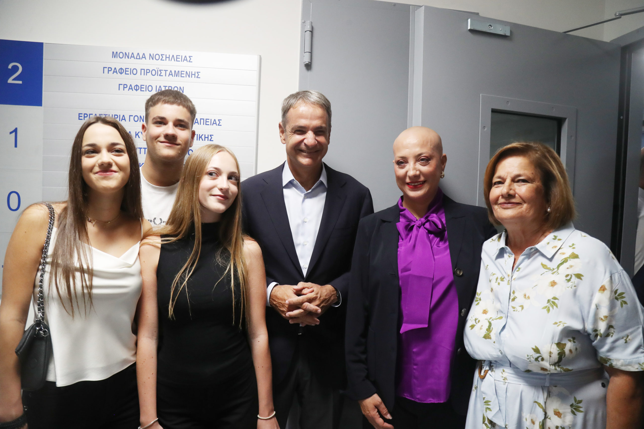 ΕΠΙΣΚΕΨΗ ΤΟΥ ΠΡΩΘΥΠΟΥΡΓΟΥ ΚΥΡΙΑΚΟΥ ΜΗΤΣΟΤΑΚΗ ΣΤΟ ΓΕΝΙΚΟ ΝΟΣΟΚΟΜΕΙΟ ΘΕΣΣΑΛΟΝΙΚΗΣ "Γ. ΠΑΠΑΝΙΚΟΛΑΟΥ" / ΕΓΚΑΙΝΙΑ ΝΕΑΣ ΠΤΕΡΥΓΑΣ