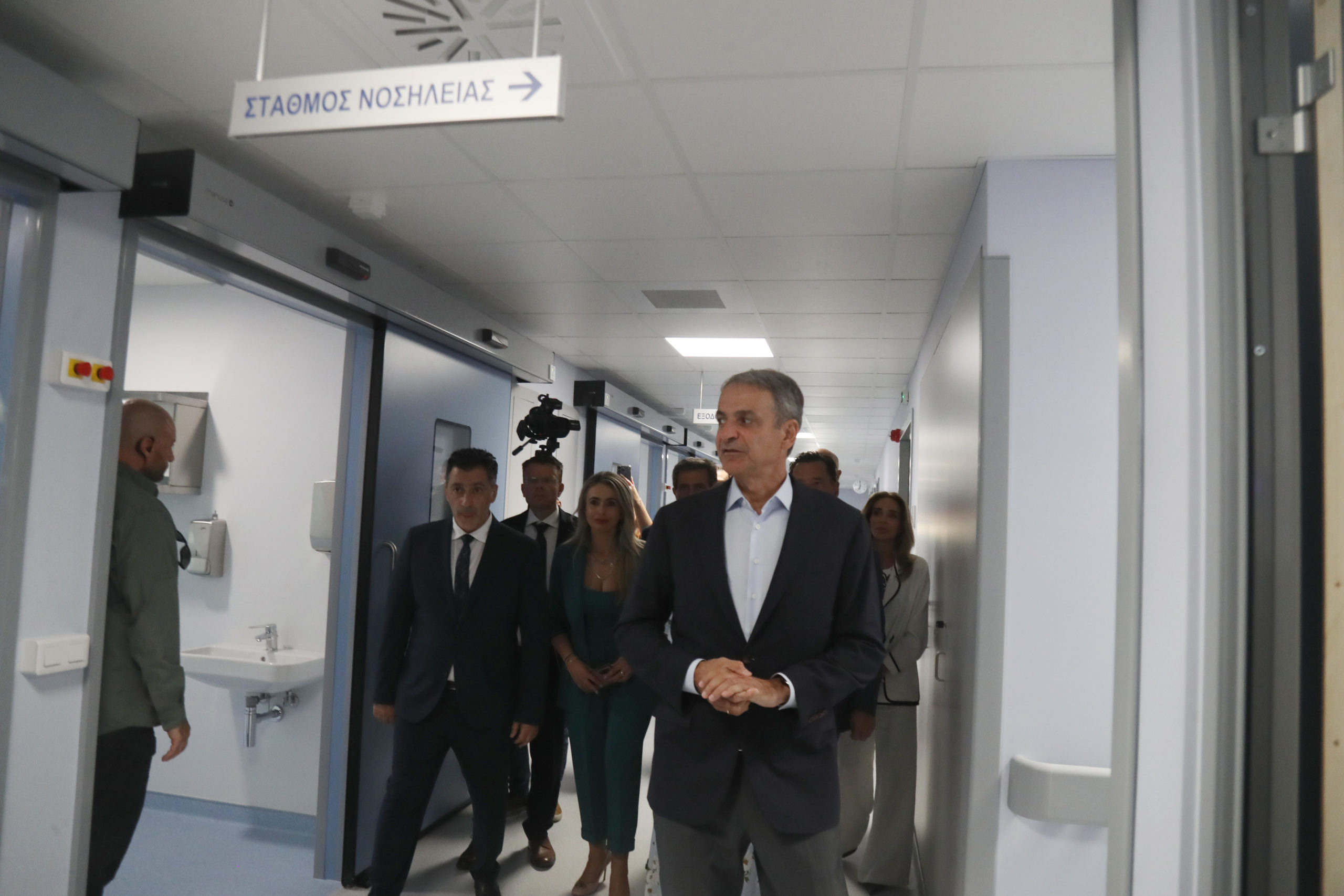 ΕΠΙΣΚΕΨΗ ΤΟΥ ΠΡΩΘΥΠΟΥΡΓΟΥ ΚΥΡΙΑΚΟΥ ΜΗΤΣΟΤΑΚΗ ΣΤΟ ΓΕΝΙΚΟ ΝΟΣΟΚΟΜΕΙΟ ΘΕΣΣΑΛΟΝΙΚΗΣ "Γ. ΠΑΠΑΝΙΚΟΛΑΟΥ" / ΕΓΚΑΙΝΙΑ ΝΕΑΣ ΠΤΕΡΥΓΑΣ