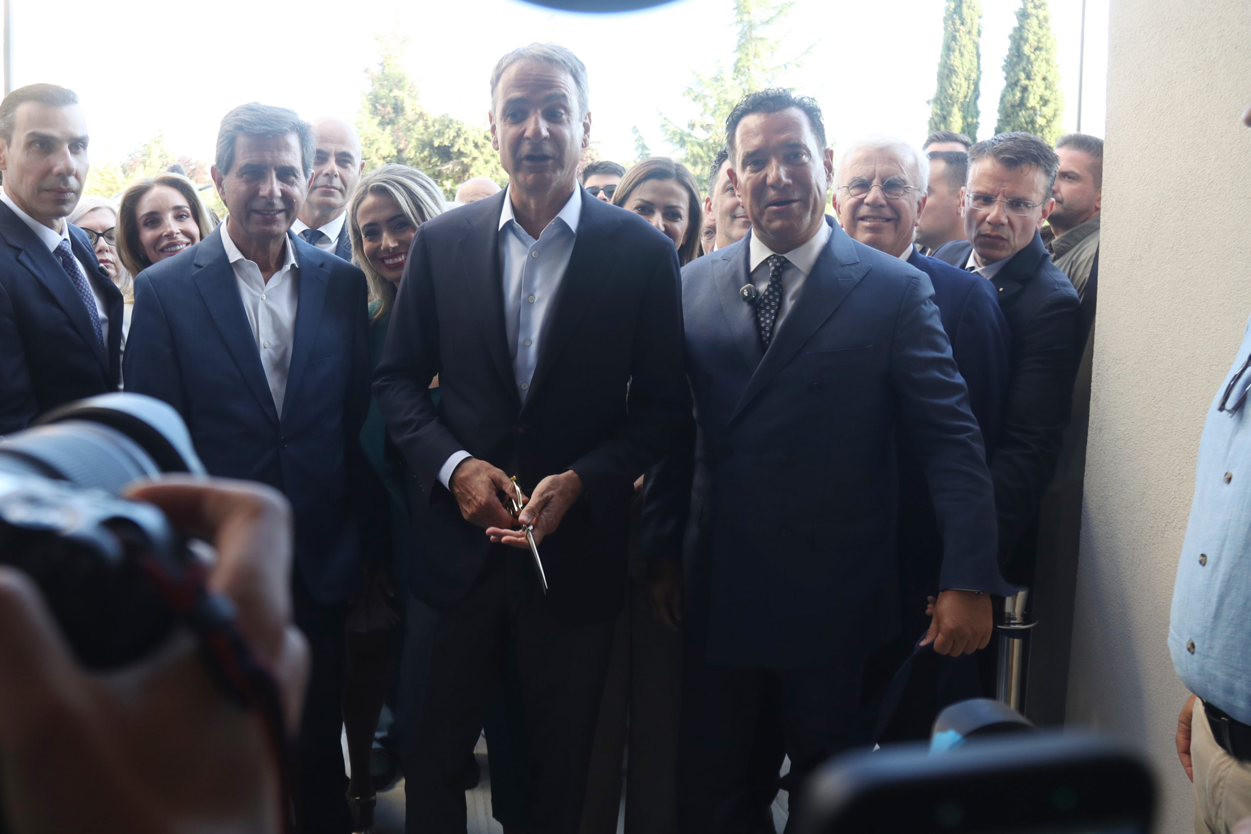 ΕΠΙΣΚΕΨΗ ΤΟΥ ΠΡΩΘΥΠΟΥΡΓΟΥ ΚΥΡΙΑΚΟΥ ΜΗΤΣΟΤΑΚΗ ΣΤΟ ΓΕΝΙΚΟ ΝΟΣΟΚΟΜΕΙΟ ΘΕΣΣΑΛΟΝΙΚΗΣ "Γ. ΠΑΠΑΝΙΚΟΛΑΟΥ" / ΕΓΚΑΙΝΙΑ ΝΕΑΣ ΠΤΕΡΥΓΑΣ