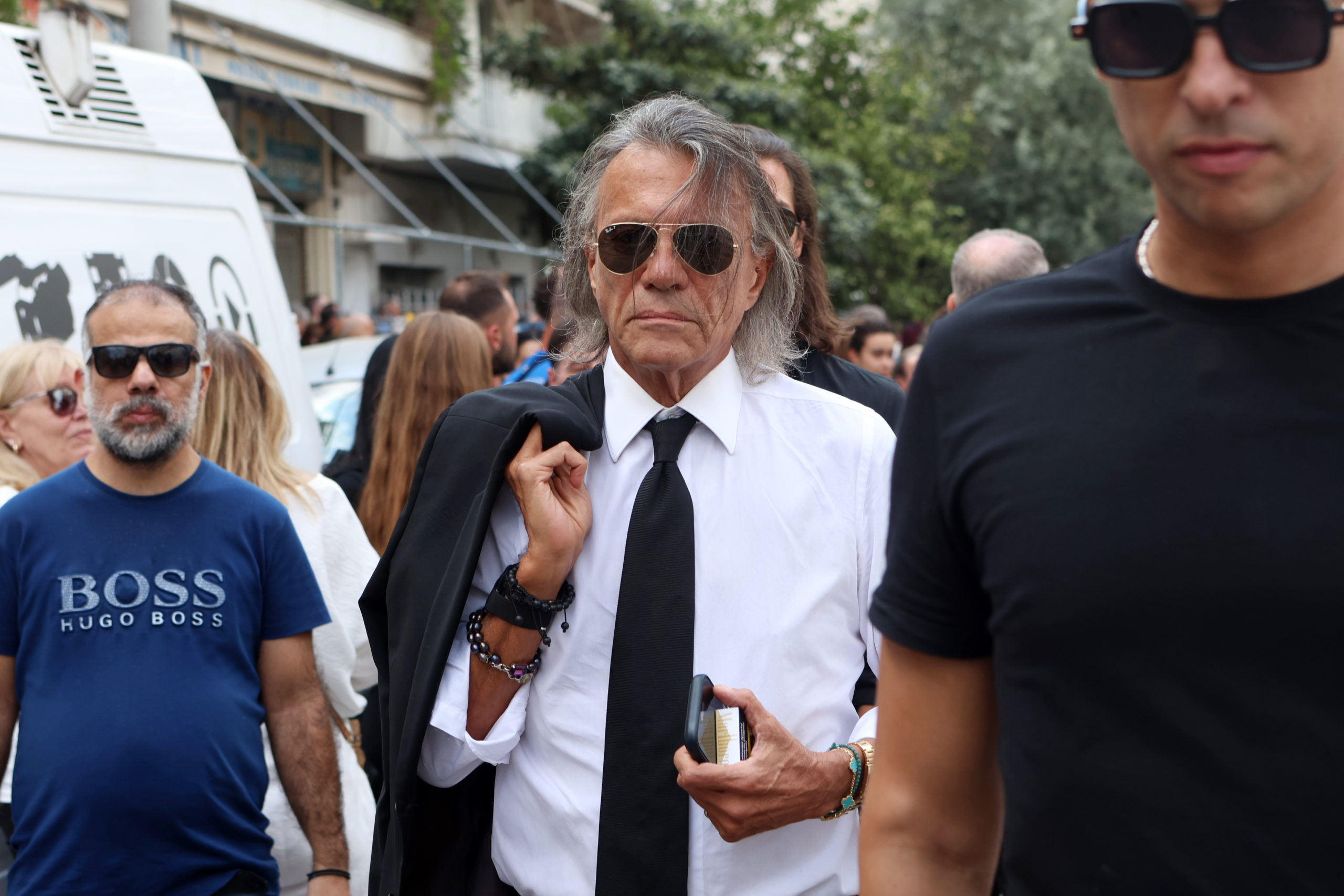Γιώργος Μαζωνάκης, Κηδεία, Ψινάκης