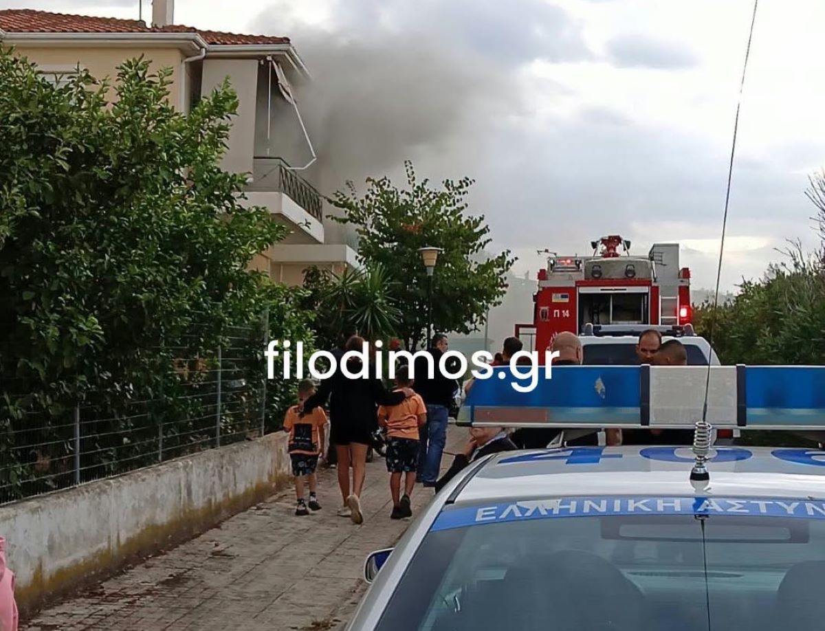 Φωτιά σε διαμέρισμα στο Αίγιο – Απεγκλωβίστηκε μια γυναίκα – ΒΙΝΤΕΟ