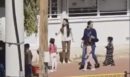 Άνω Λιόσια: «Τα κάνατε σκ@τ@, ντροπή» – Εκτός εαυτού νηπιαγωγός φωνάζει σε μικρά παιδιά, καταγγέλλει βιαιοπραγία εις βάρος της - Δείτε βίντεο