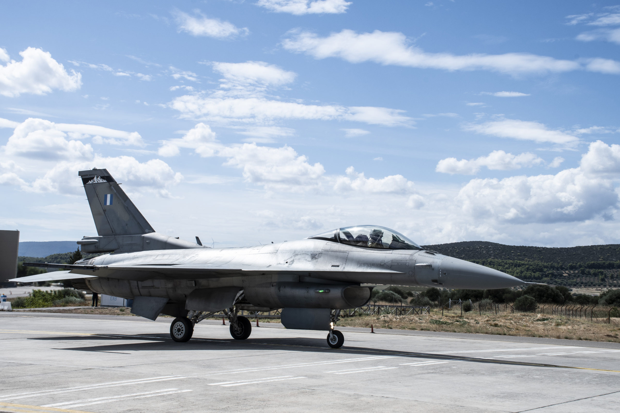 F-16 Viper, Πολεμική Αεροπορία