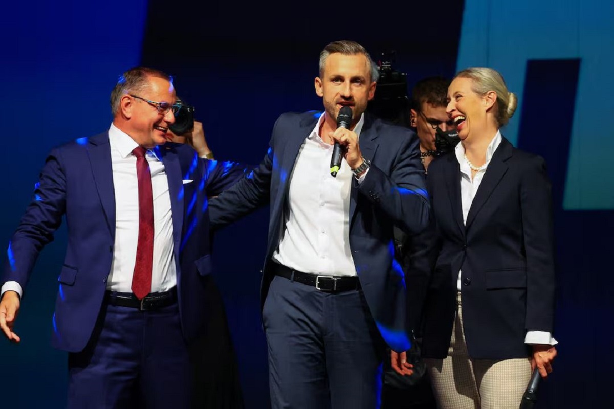 Politico: Ο Μασκ αποθεώνει το ακροδεξιό AfD, ο Τουσκ «κεραυνοβολεί» – «Ηλίθιοι ή προδότες όσοι πανηγυρίζουν»