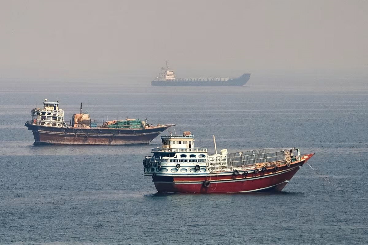 ΗΠΑ και Ιράν σε επικίνδυνο αδιέξοδο στα Στενά του Ορμούζ – Γιατί η Τεχεράνη μπορεί να επιλέξει νέα κλιμάκωση