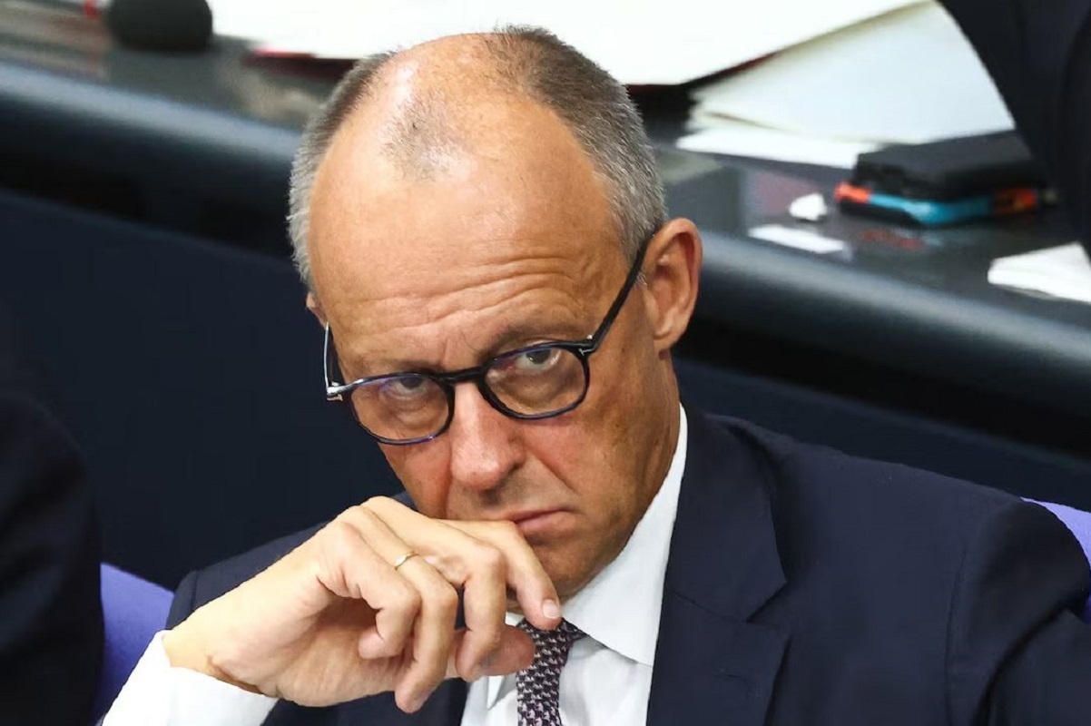 Μερτς κατά AfD: «Η επαναμετανάστευση που προτείνει ισοδυναμεί με εθνοκάθαρση»
