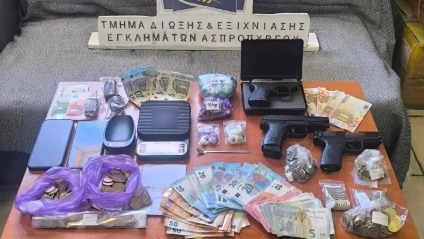 Περιστέρι: Συνελήφθη 33χρονος για διακίνηση ναρκωτικών με ορμητήριο κατάστημα στο Περιστέρι – Βίντεο από την έφοδο της ΕΛΑΣ