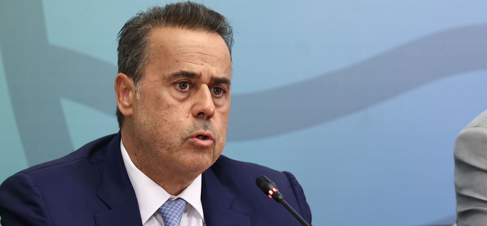 Παπασταύρου από το Συμβούλιο Υπουργών Ενέργειας: Ευελιξία μέσω της ρήτρας διαφυγής για τη μείωση του ενεργειακού κόστους – Στο επίκεντρο η διασύνδεση Ελλάδας-Κύπρου