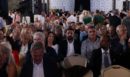 Θεσσαλονίκη: Αντάμωμα παλαιών συντρόφων στην ομιλία του Αλέξη Τσίπρα με έντονο άρωμα από ΣΥΡΙΖΑ