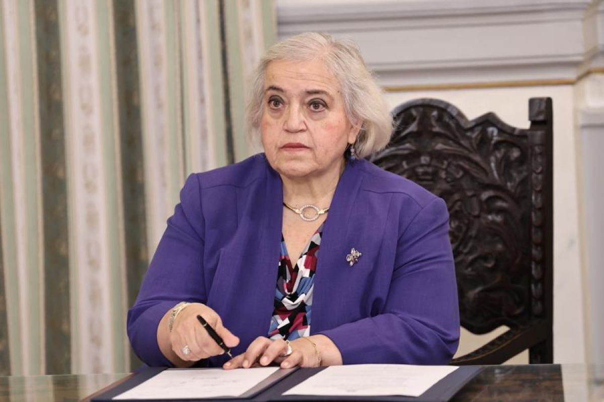 Σχολικά βιβλία στη Βόρεια Μακεδονία: Η Αθήνα ζητεί αλλαγές για αναφορές που θεωρεί αλυτρωτικές – Τι ανέφερε η υφυπουργός Εξωτερικών